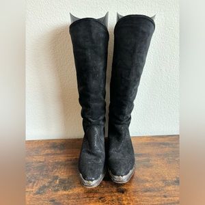 Vintage Zodiac Suede Boots. Size 5.5 Women’s. Great condition, newly re-heeled.